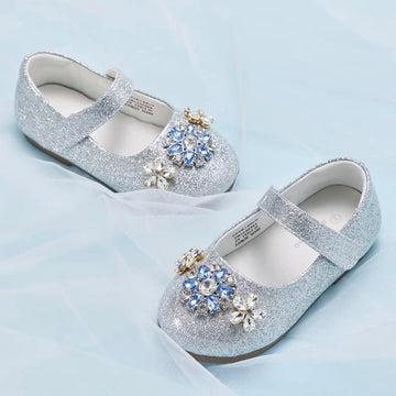 Shoes With Glittering Silver Color Flower Bijou